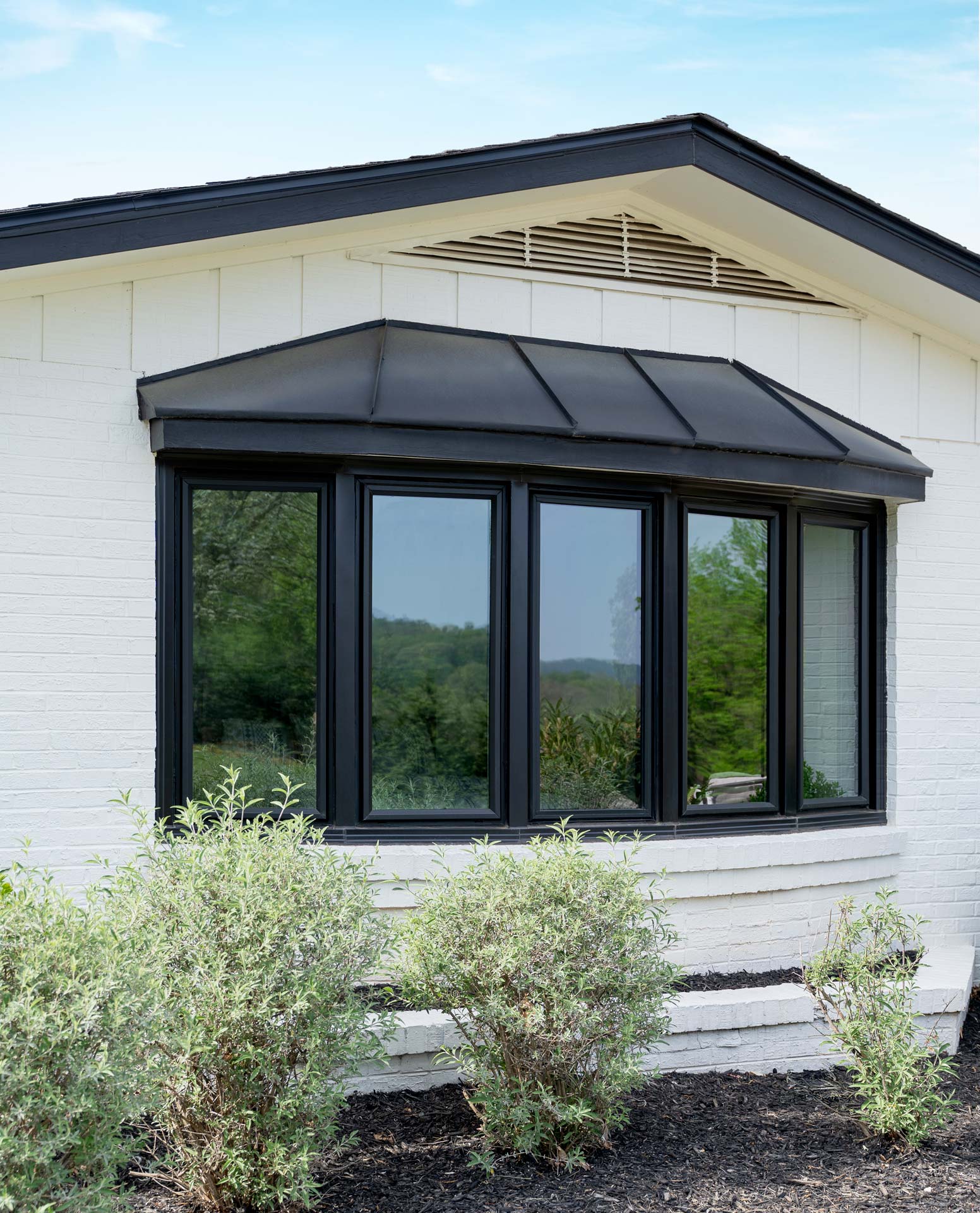 Bay & Bow installed by Apex Exteriors